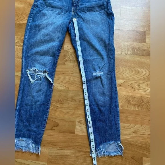 Authentic PISTOLA Ivy Distressed Uneven Fray
Hem Skinny Jeans - Picture 8 of 10